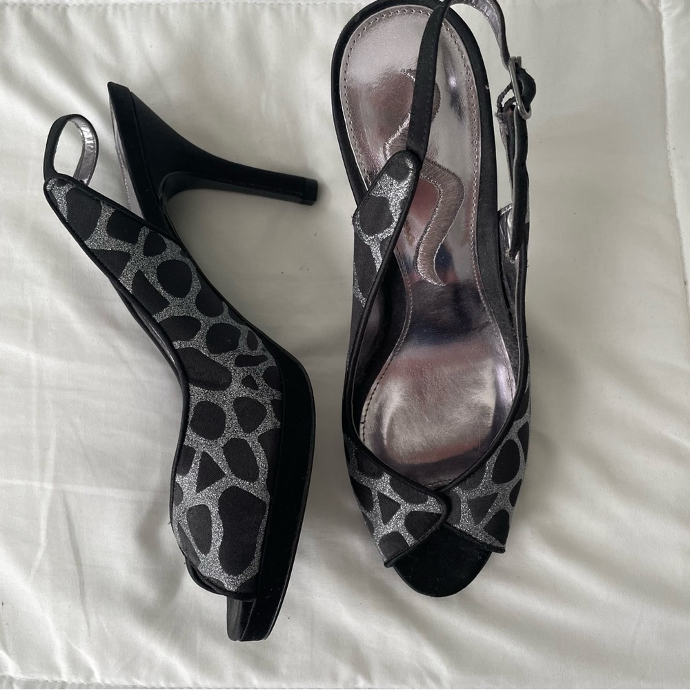 Black and gray sparkled heels